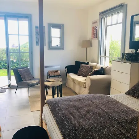 Bel Air Studios-terrasse Couverte-jardinet-vue Pont De Normandie-parking Prive * オンフルール