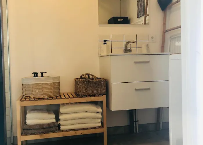 アパート Bel Air Studios-terrasse Couverte-jardinet-vue Pont De Normandie-parking Prive オンフルール