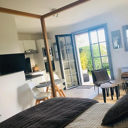 Bel Air Studios-terrasse Couverte-jardinet-vue Pont De Normandie-parking Prive Apartamento