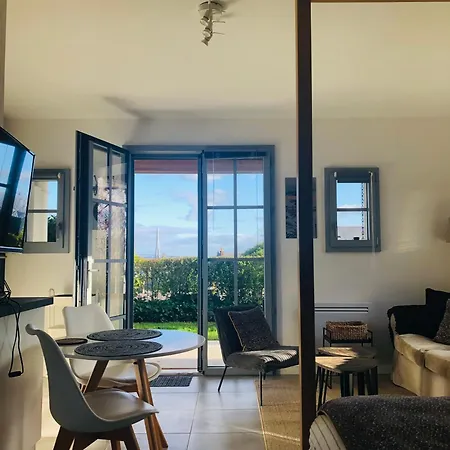 Bel Air Studios-terrasse Couverte-jardinet-vue Pont De Normandie-parking Prive *