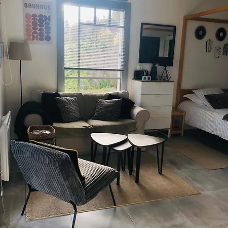 Bel Air Studios-terrasse Couverte-jardinet-vue Pont De Normandie-parking Prive Apartament Honfleur