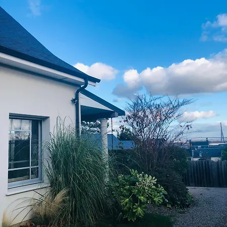 Bel Air Studios-terrasse Couverte-jardinet-vue Pont De Normandie-parking Prive