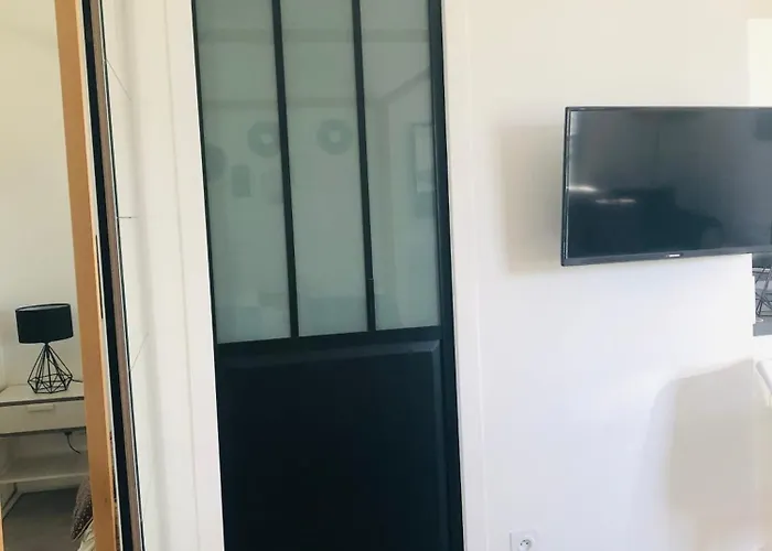 Apartment Bel Air Studios-terrasse Couverte-jardinet-vue Pont De Normandie-parking Prive