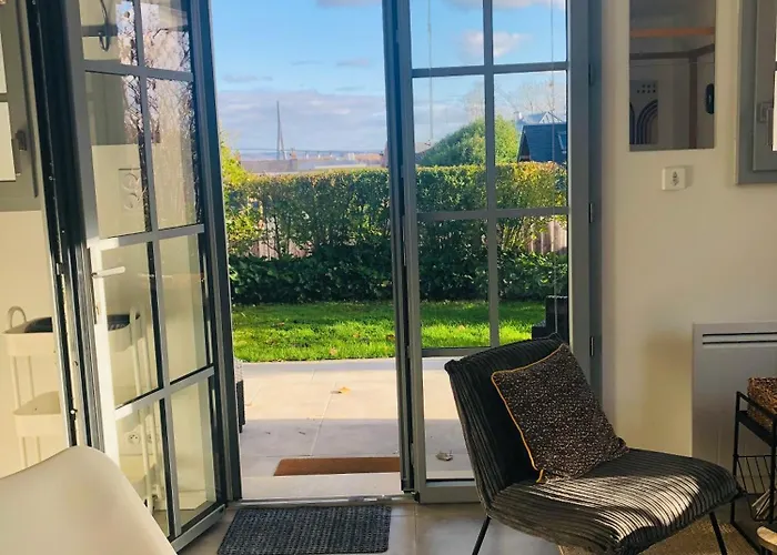 Apartment Bel Air Studios-terrasse Couverte-jardinet-vue Pont De Normandie-parking Prive *