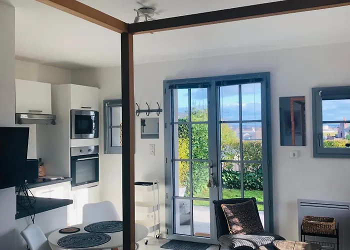 Bel Air Studios-terrasse Couverte-jardinet-vue Pont De Normandie-parking Prive Apartment Honfleur